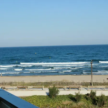 Apartment Heliopolis C 30 *